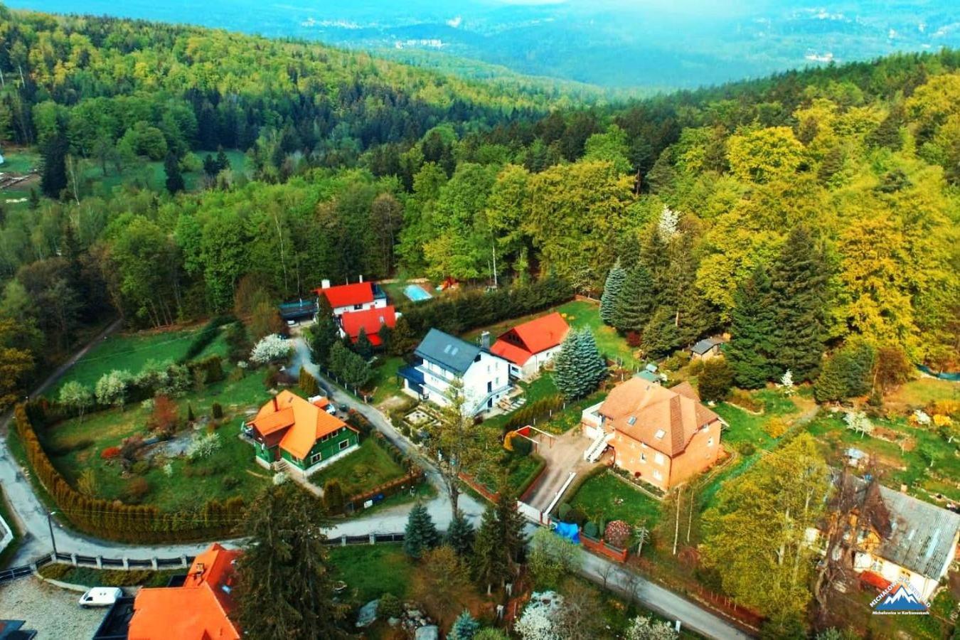 Willa Chatka Puchatka Пеховице Экстерьер фото